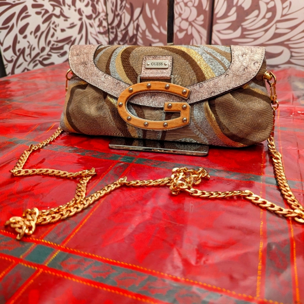 Rare vintage guest handbag/ cross shoulder bag
